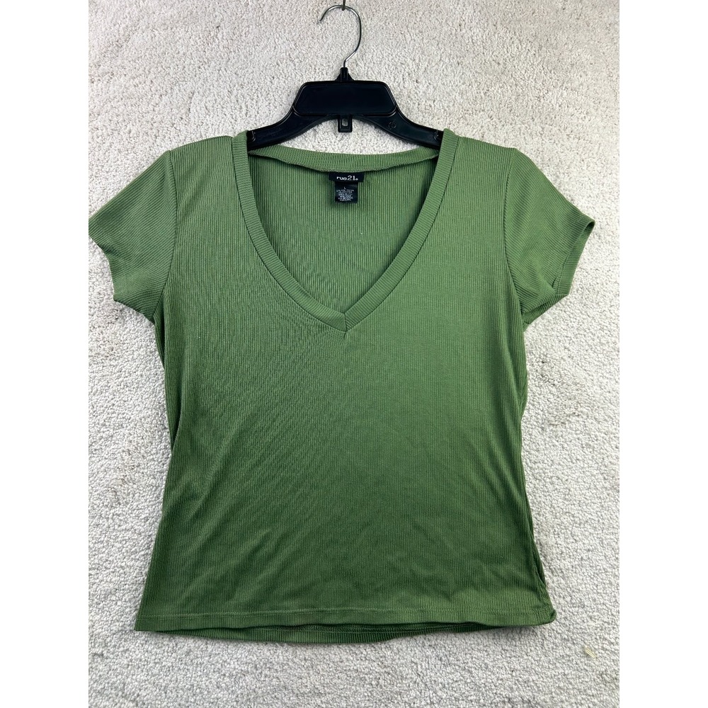 rue21 Women's Green Large Ribbed V-Neck Stretch Top